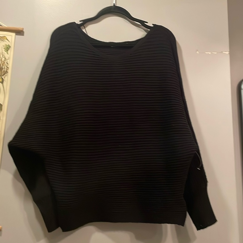 Anthropologie long sleeve sweater